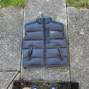 Mountain Hardwear Puffer Vest